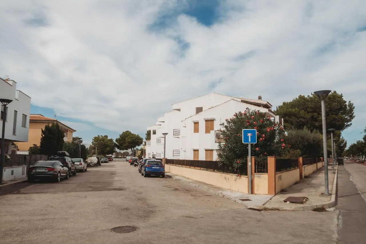 Beach Inn Apartment Порто де Алькудиа